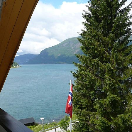 Panorama Fjord Olden Lägenhet Exteriör bild