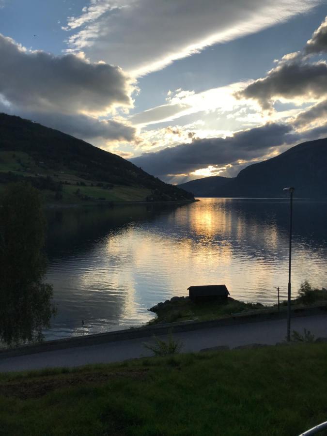 Panorama Fjord Olden Lägenhet Exteriör bild