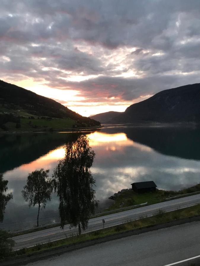 Panorama Fjord Olden Lägenhet Exteriör bild