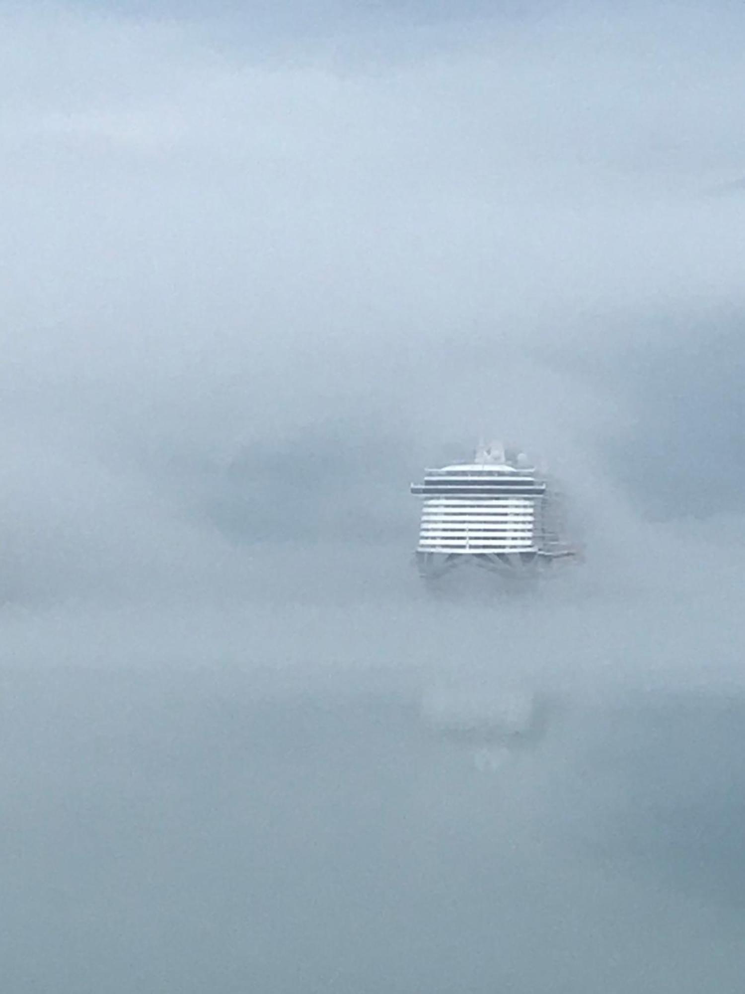 Panorama Fjord Olden Lägenhet Exteriör bild